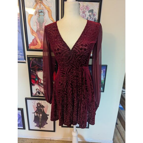 BlackMilk Dresses & Skirts - Blackmilk Clothing Burgundy Burnout Kimono Dress Sz S